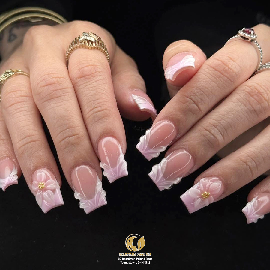 Trending July Nail Ideas